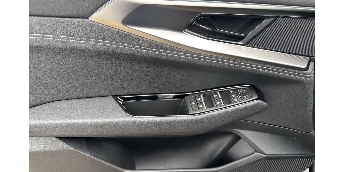 Renault Austral Mild Hyb.160 Techno *Automatik/Pano/SHZG/N 16.119 km 29.190 &euro; Bamberg 96052