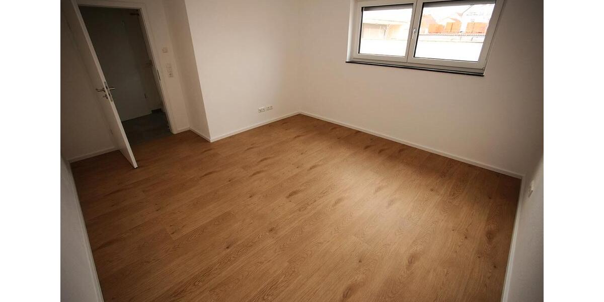 Erdgeschoßwohnung Bamberg Bamberg-Ost - 3 Zimmer, 84 m&sup2;, 1.130&euro; | Angebot:25980091