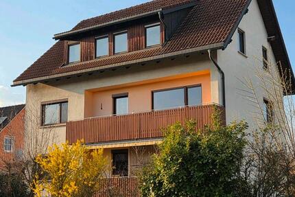 Haus Schlüsselfeld - 8 Zimmer, 195 m&sup2;, 399.000&euro; | Angebot:26786336