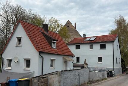 Haus Knetzgau - 3 Zimmer, 90 m&sup2;, 300.000&euro; | Angebot:26183087