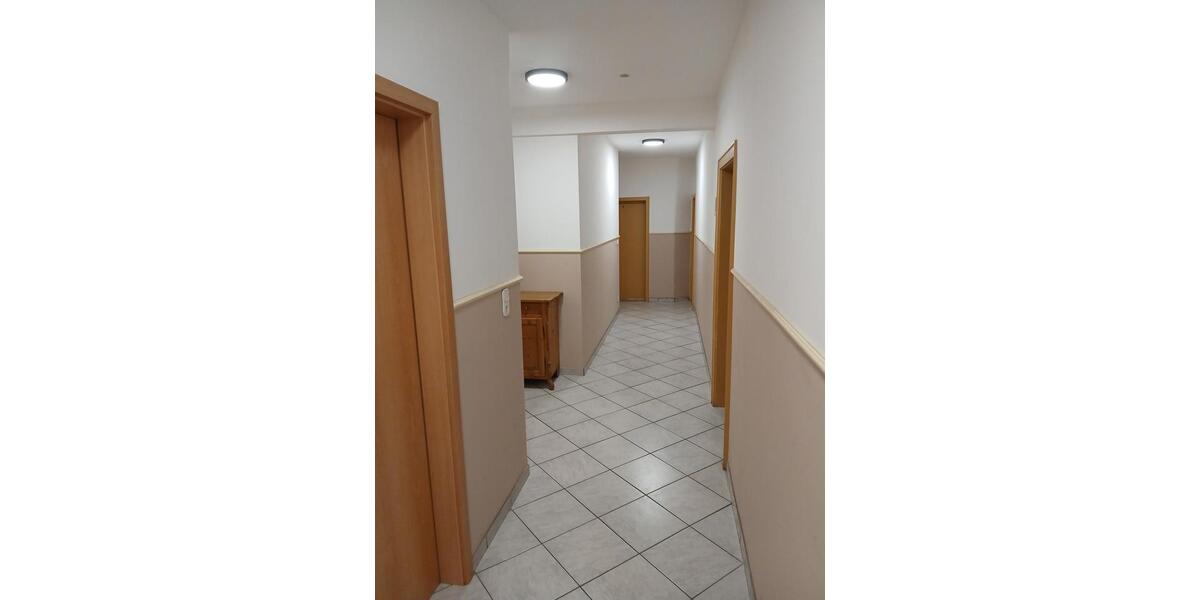 Erdgeschoßwohnung Baiersdorf - 5 Zimmer, 135 m&sup2;, 1.850&euro; | Angebot:24801721