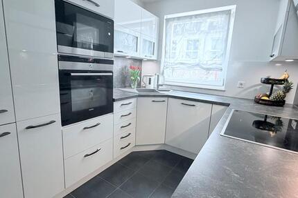 Haus Adelsdorf - 4 Zimmer, 136 m&sup2;, 549.000&euro; | Angebot:25991623