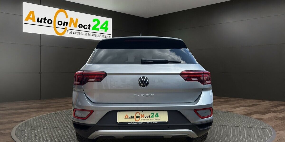 VW T-Roc 1.5 TSi Life Business *LED/Navi/ACC/SHZG/Tot 4.126 km 26.990 &euro; Bamberg 96052