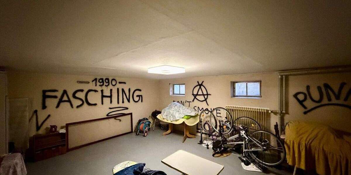 Reihenendhaus Ebern - 7 Zimmer, 170 m&sup2;, 299.500&euro; | Angebot:25665689