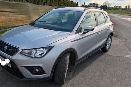 Seat Arona 44.800 km 15.999 &euro; Adelsdorf 91325