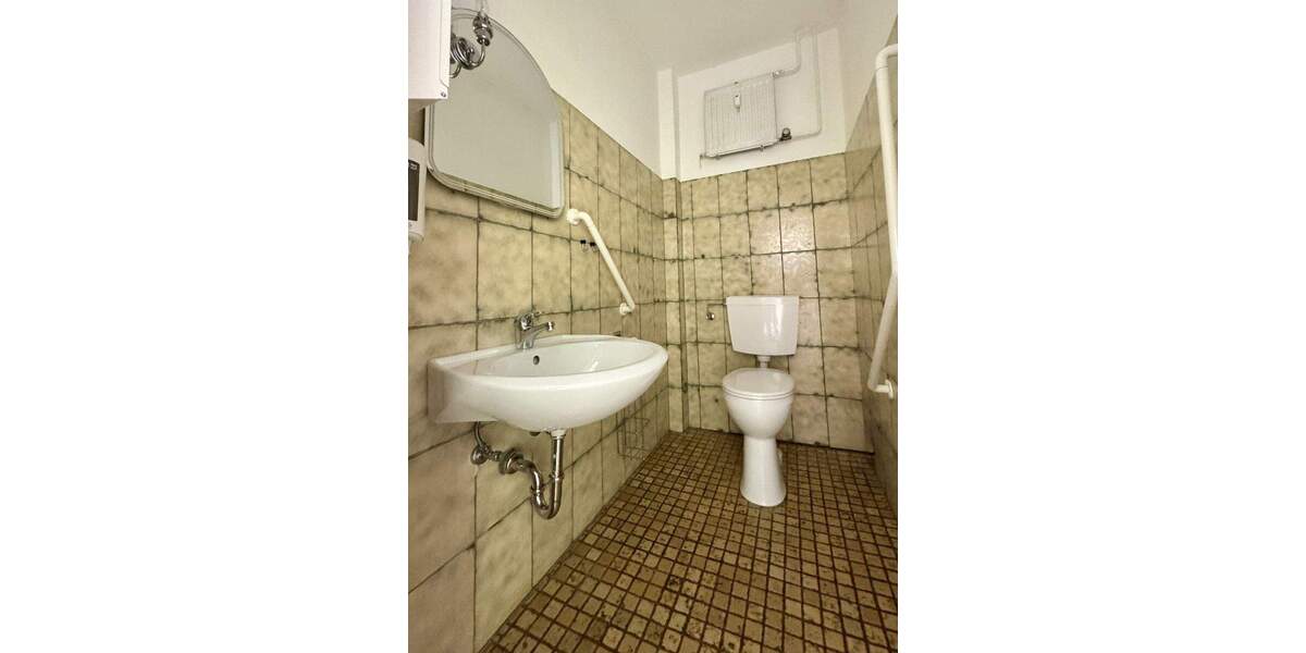 Gewerbeobjekt Forchheim - 3 Zimmer, 298.000&euro; | Angebot:25668889