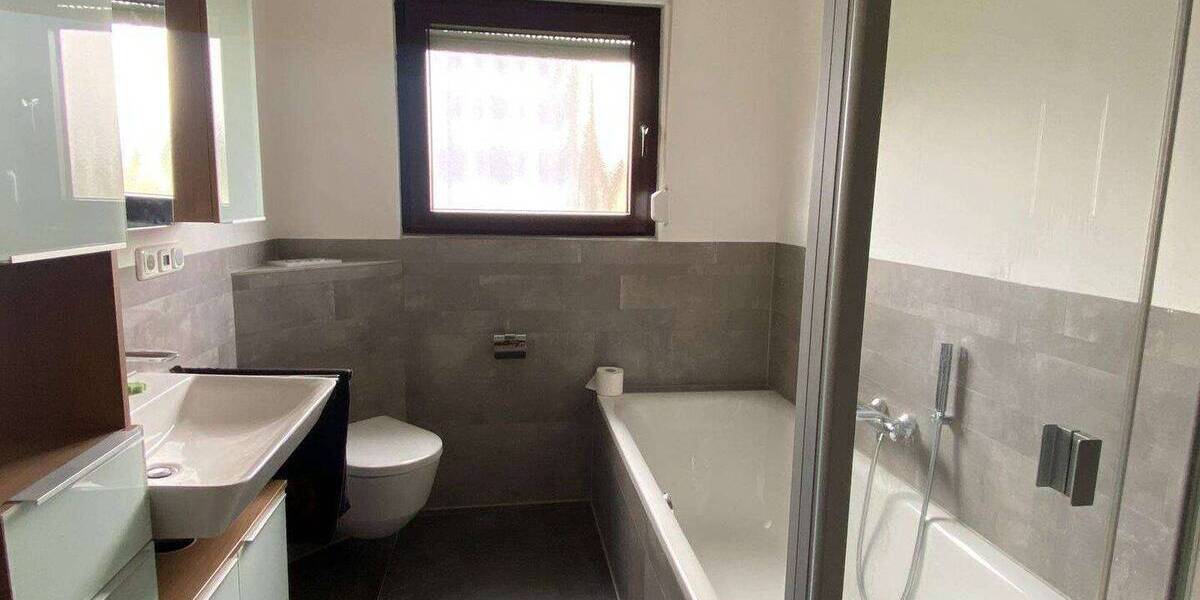 Etagenwohnung Forchheim - 3 Zimmer, 85 m&sup2;, 900&euro; | Angebot:26308897