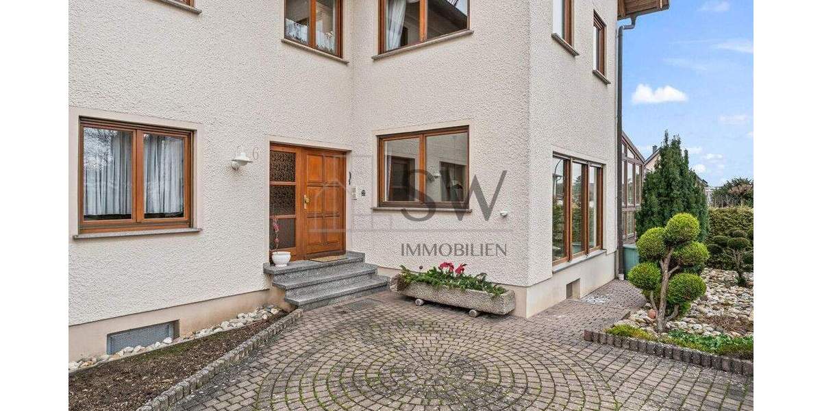 Einfamilienhaus Burgebrach - 9 Zimmer, 227 m&sup2;, 550.000&euro; | Angebot:25685831