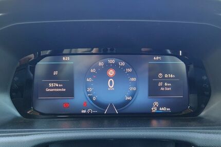 Ford Tourneo Connect 5.750 km 28.849 &euro; Bamberg 96052