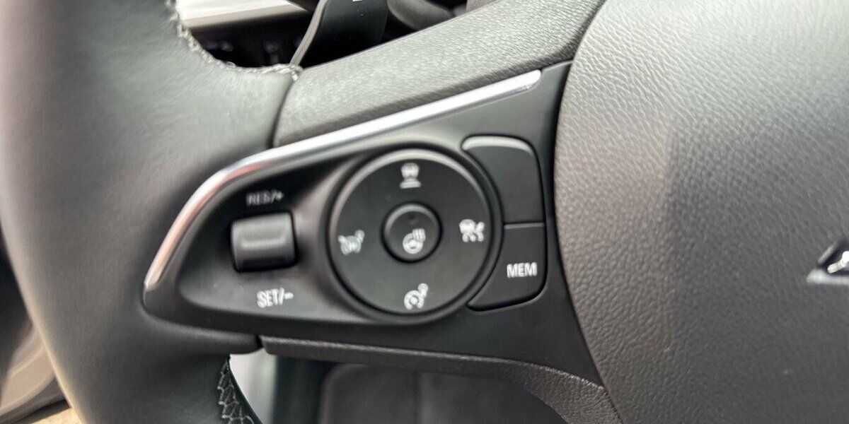 Opel Mokka GS Line *Winterpak/Navi/Kamera/TW-Assist* 6.161 km 22.790 &euro; Bamberg 96052