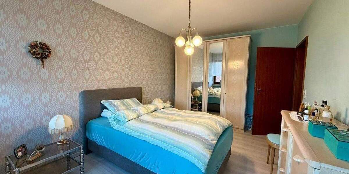 Reihenendhaus Ebern - 7 Zimmer, 170 m&sup2;, 299.500&euro; | Angebot:25665689