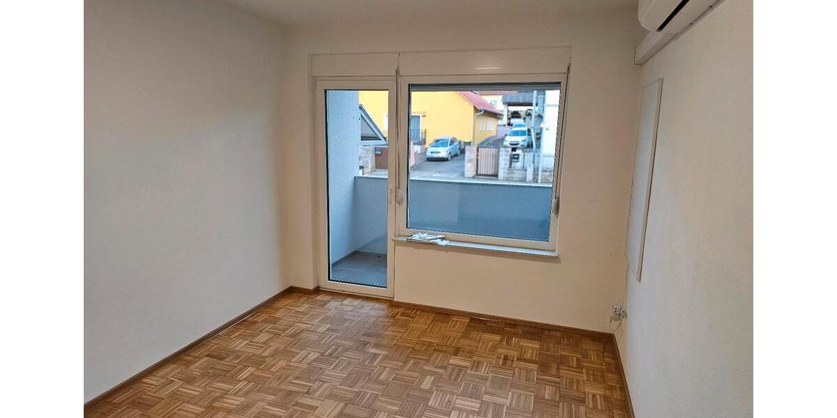Erdgeschoßwohnung Sand am Main - 3 Zimmer, 78 m&sup2;, 700&euro; | Angebot:25852660