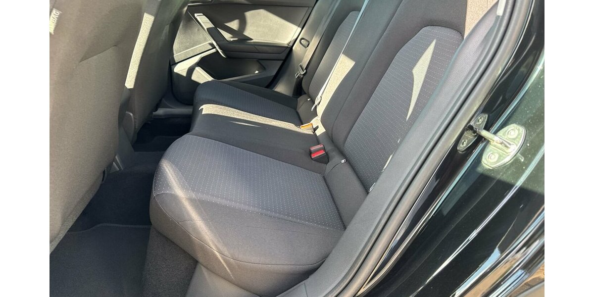 Seat Arona Style *Navi-App/SHZG/LED/Kamera/PDC* 18.609 km 16.980 &euro; Bamberg 96052