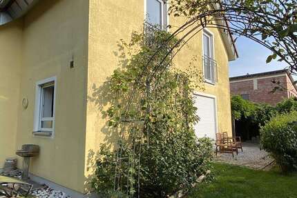 Haus Schönbrunn im Steigerwald - 5.5 Zimmer, 140 m&sup2;, 495.333&euro; | Angebot:25027908