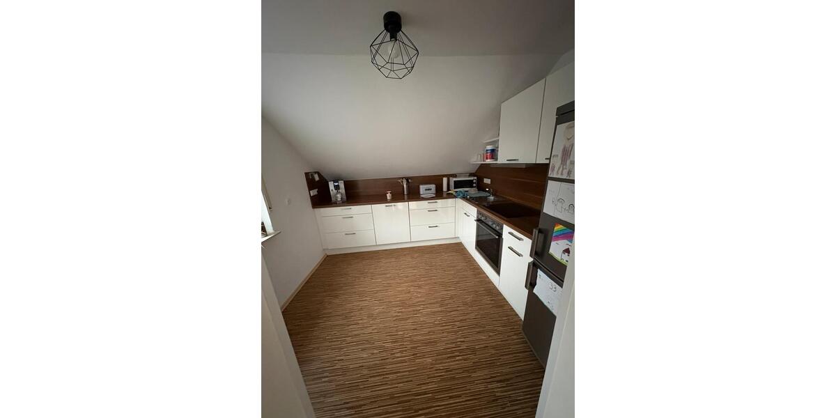 Dachgeschoßwohnung Memmelsdorf - 3 Zimmer, 72 m&sup2;, 235.000&euro; | Angebot:25451556