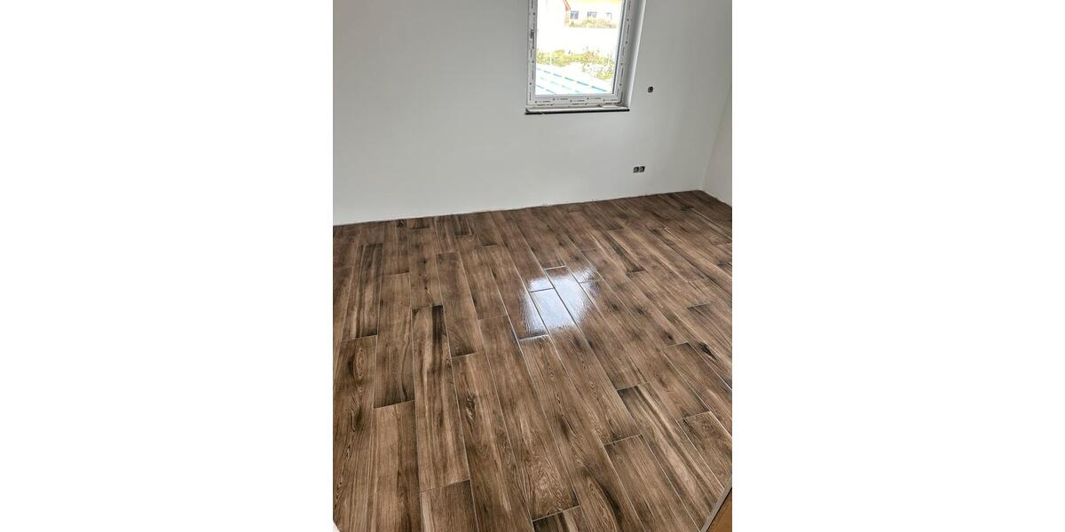 Etagenwohnung Schlüsselfeld - 5 Zimmer, 150 m&sup2;, 1.200&euro; | Angebot:26699657
