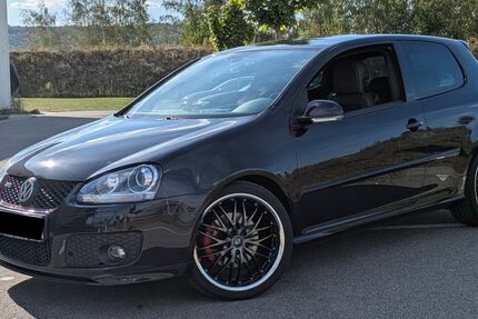 VW Golf 158.000 km 11.990 &euro; Breitengüßbach 96149