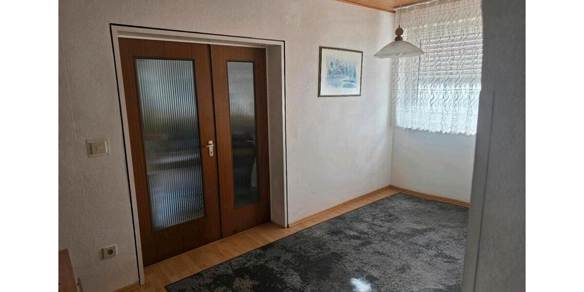 Etagenwohnung Forchheim - 4 Zimmer, 96 m&sup2;, 325.000&euro; | Angebot:23200395