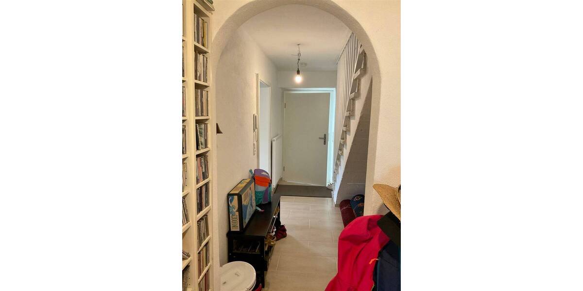 Einfamilienhaus Stegaurach - 8 Zimmer, 184 m&sup2;, 1.450&euro; | Angebot:26289657