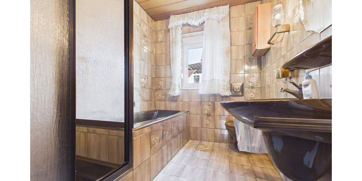 Einfamilienhaus Ebern - 4 Zimmer, 115 m&sup2;, 295.000&euro; | Angebot:25801189