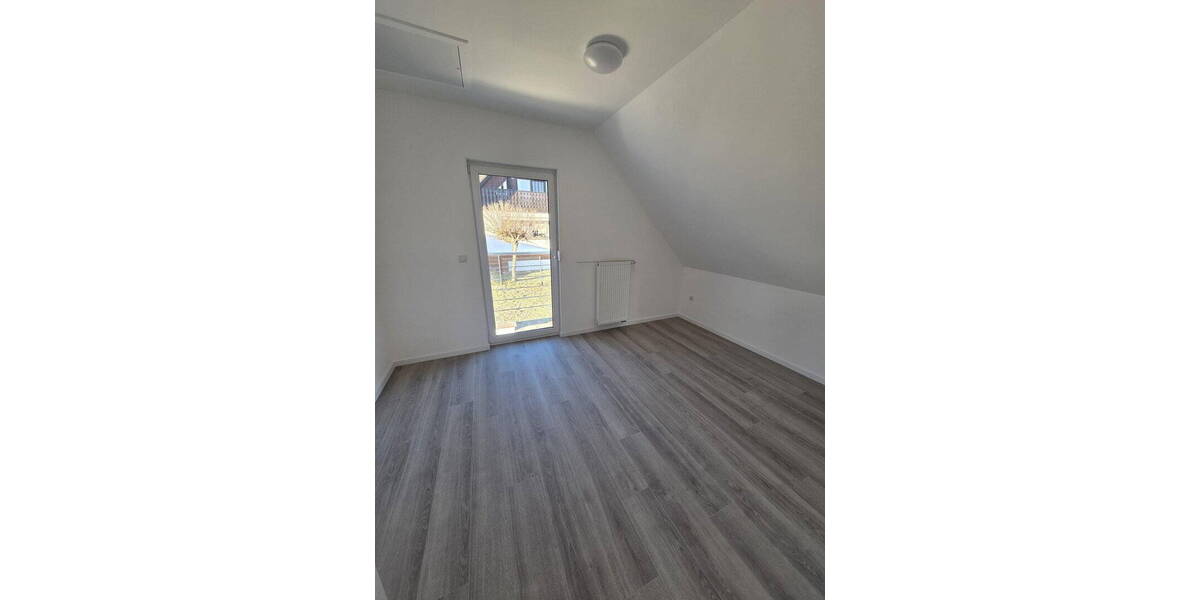 Einfamilienhaus Gerach - 5 Zimmer, 108 m&sup2;, 446.000&euro; | Angebot:25799988