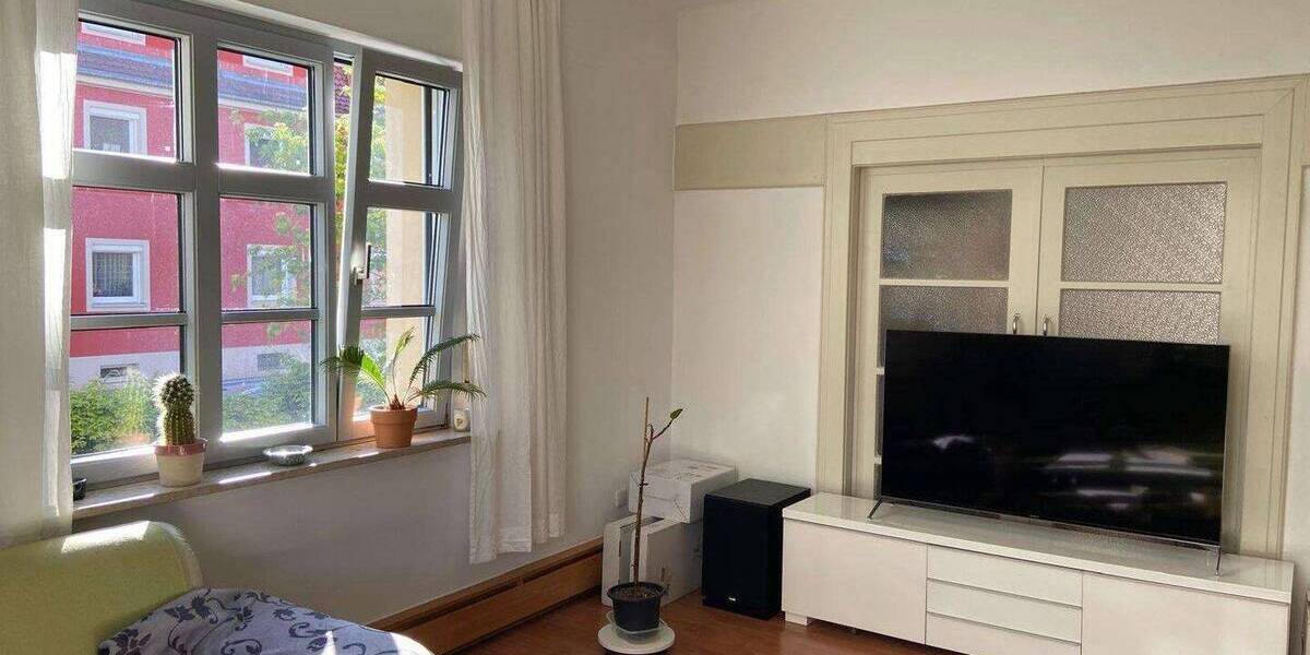 Etagenwohnung Forchheim - 2 Zimmer, 77 m&sup2;, 760&euro; | Angebot:26319680