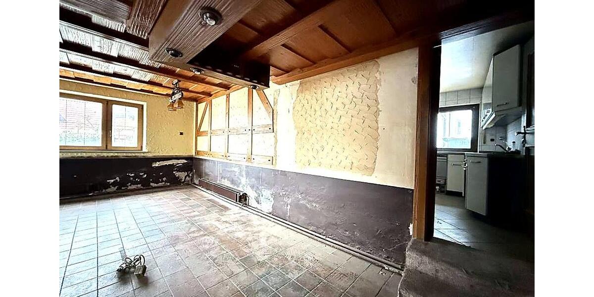Einfamilienhaus Scheßlitz - 8 Zimmer, 315 m&sup2;, 189.000&euro; | Angebot:26636938