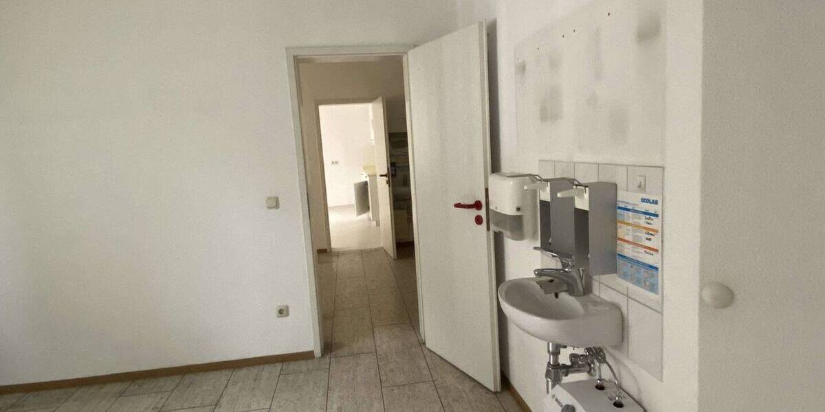 Gewerbeobjekt Forchheim - 3.000&euro; | Angebot:26833556