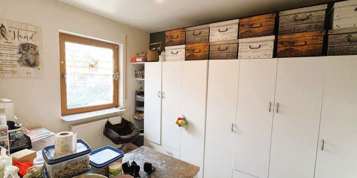 Einfamilienhaus Burghaslach - 6 Zimmer, 130 m&sup2;, 425.000&euro; | Angebot:25744156