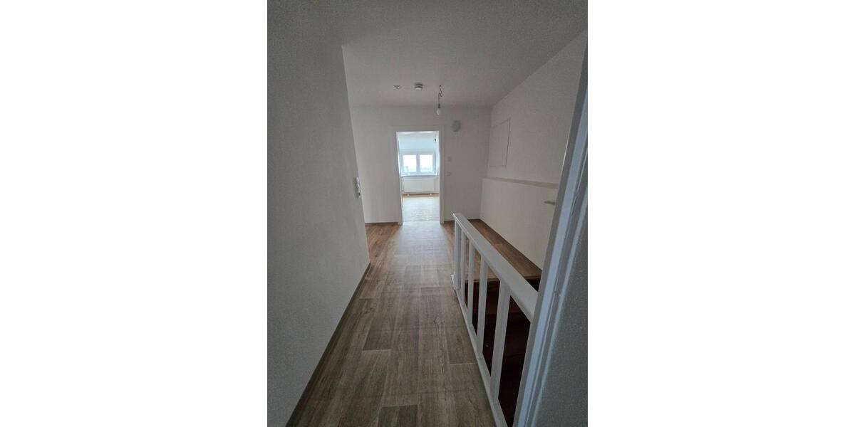 Dachgeschoßwohnung Ebelsbach - 3 Zimmer, 490&euro; | Angebot:22230792