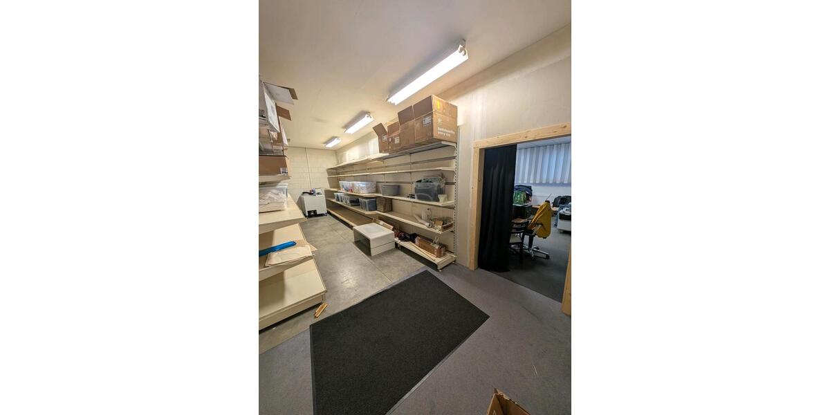 Gewerbeobjekt Hallstadt - 2.200&euro; | Angebot:25884374