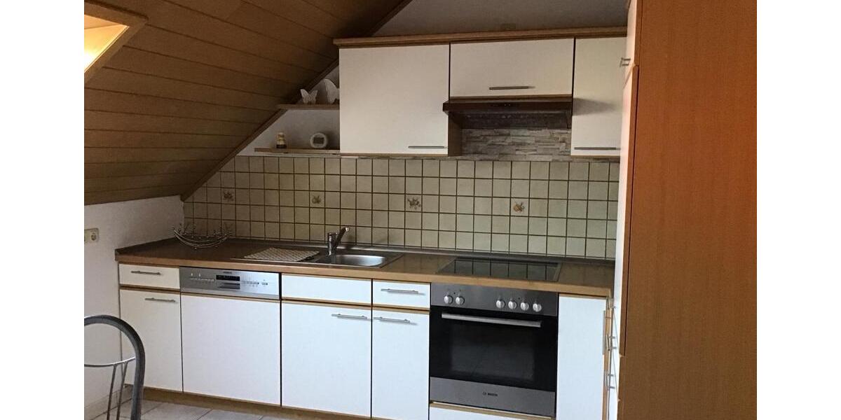 Dachgeschoßwohnung Ebensfeld - 3 Zimmer, 84 m&sup2;, 960&euro; | Angebot:25641080