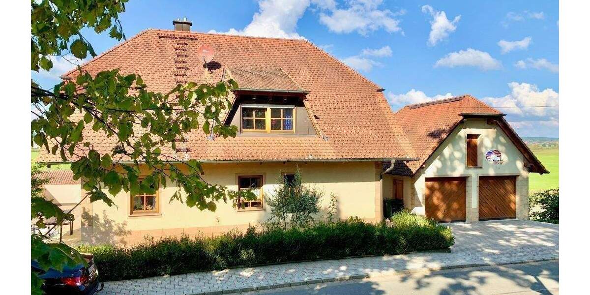 Einfamilienhaus Höchstadt a.d.Aisch Höchstadt - 6 Zimmer, 160 m&sup2;, 498.500&euro; | Angebot:25728264