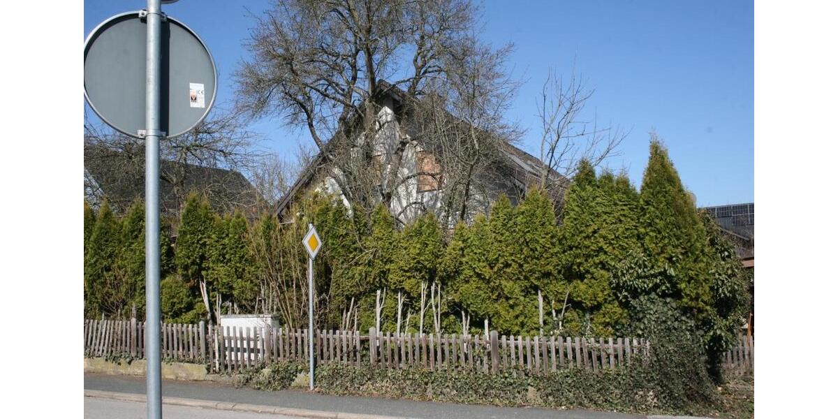 Einfamilienhaus Stegaurach - 5 Zimmer, 280 m&sup2;, 449.000&euro; | Angebot:26127433