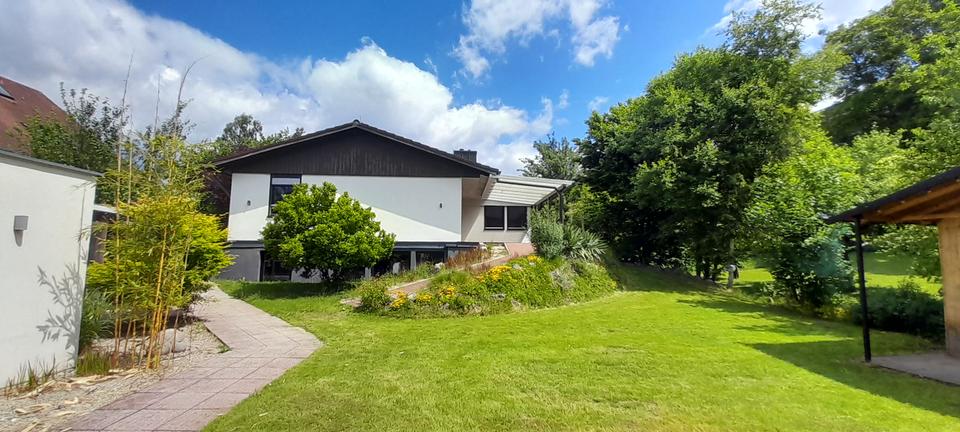 Bungalow Stegaurach - 7 Zimmer, 238 m&sup2;, 529.000&euro; | Angebot:26780844