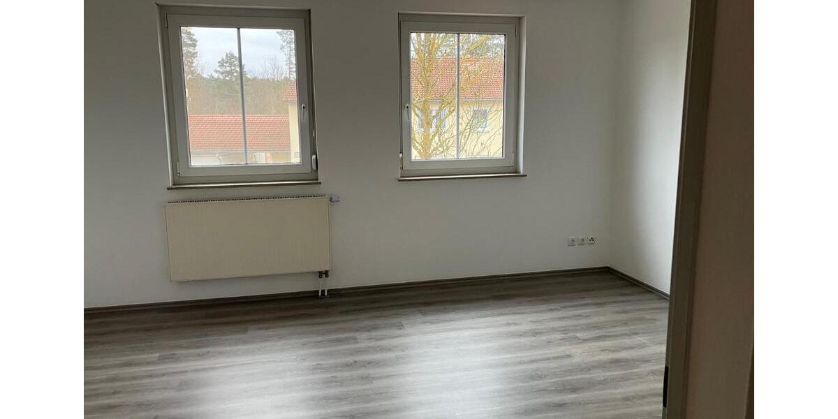 Reihenhaus Bamberg Gereuth - 5 Zimmer, 136 m&sup2;, 2.000&euro; | Angebot:25170603