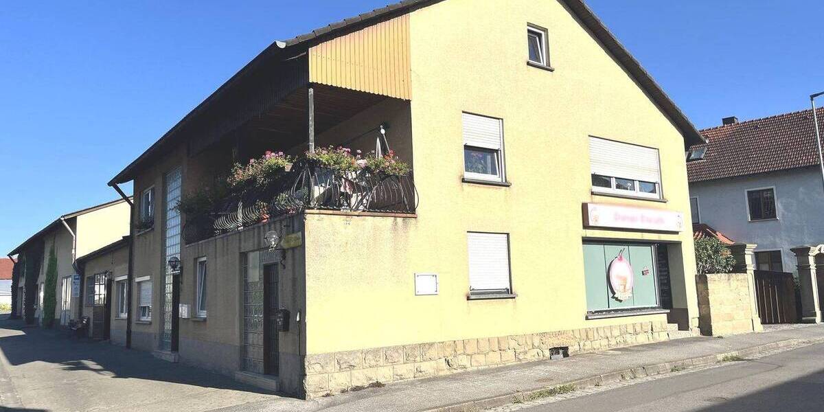 Mehrfamilienhaus, Wohnhaus Sand - 5 Zimmer, 170 m&sup2;, 199.000&euro; | Angebot:26930455