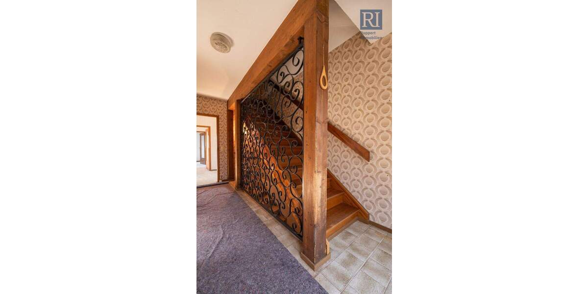 Einfamilienhaus Eltmann - 8 Zimmer, 140 m&sup2;, 295.000&euro; | Angebot:25909245