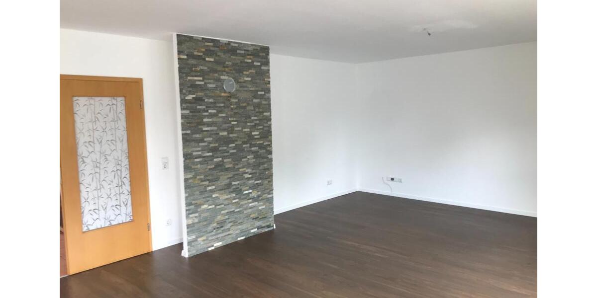 Einfamilienhaus Memmelsdorf - 9 Zimmer, 200 m&sup2;, 589.000&euro; | Angebot:25422694