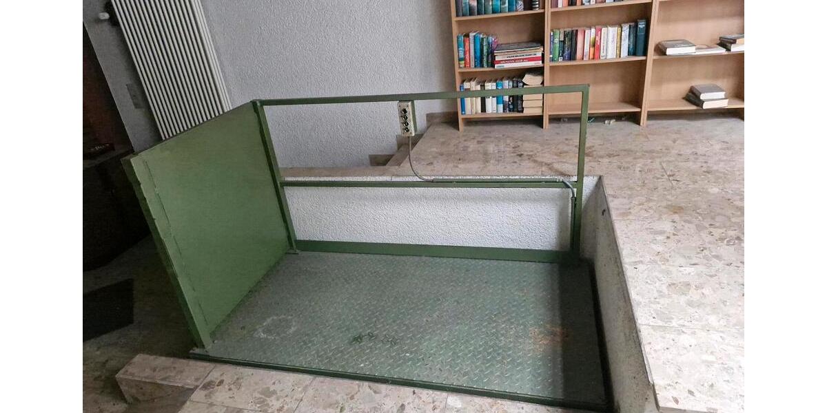 Einfamilienhaus Hallstadt - 11 Zimmer, 450 m&sup2;, 2.000&euro; | Angebot:21621278