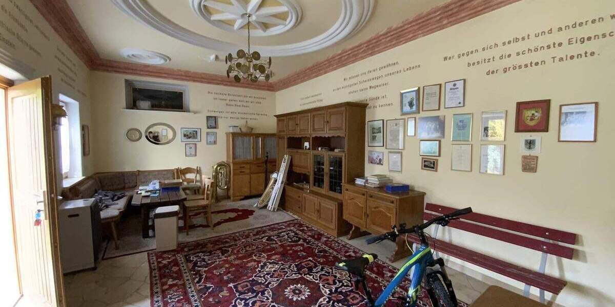 Doppelhaushälfte Ebermannstadt - 5 Zimmer, 103 m&sup2;, 325.000&euro; | Angebot:25692195