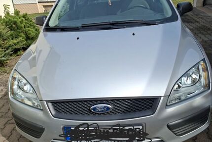 Ford Focus 81.000 km 3.000 &euro; Burgebrach 96138