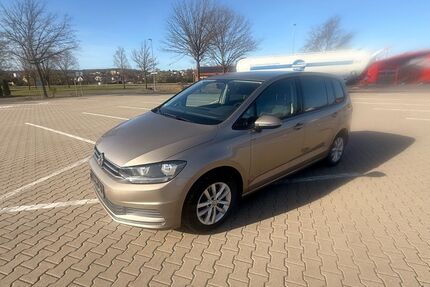 VW Touran 56.817 km 18.700 &euro; Baunach 96148