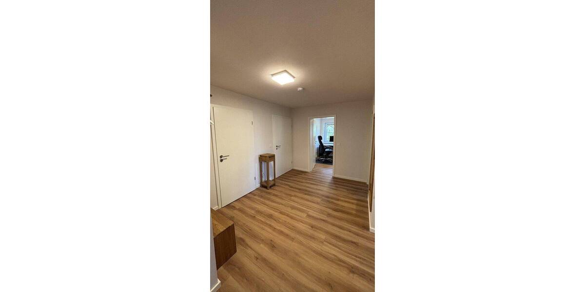 Etagenwohnung Bamberg Am Bruderwald - 3 Zimmer, 100 m&sup2;, 1.800&euro; | Angebot:26915483