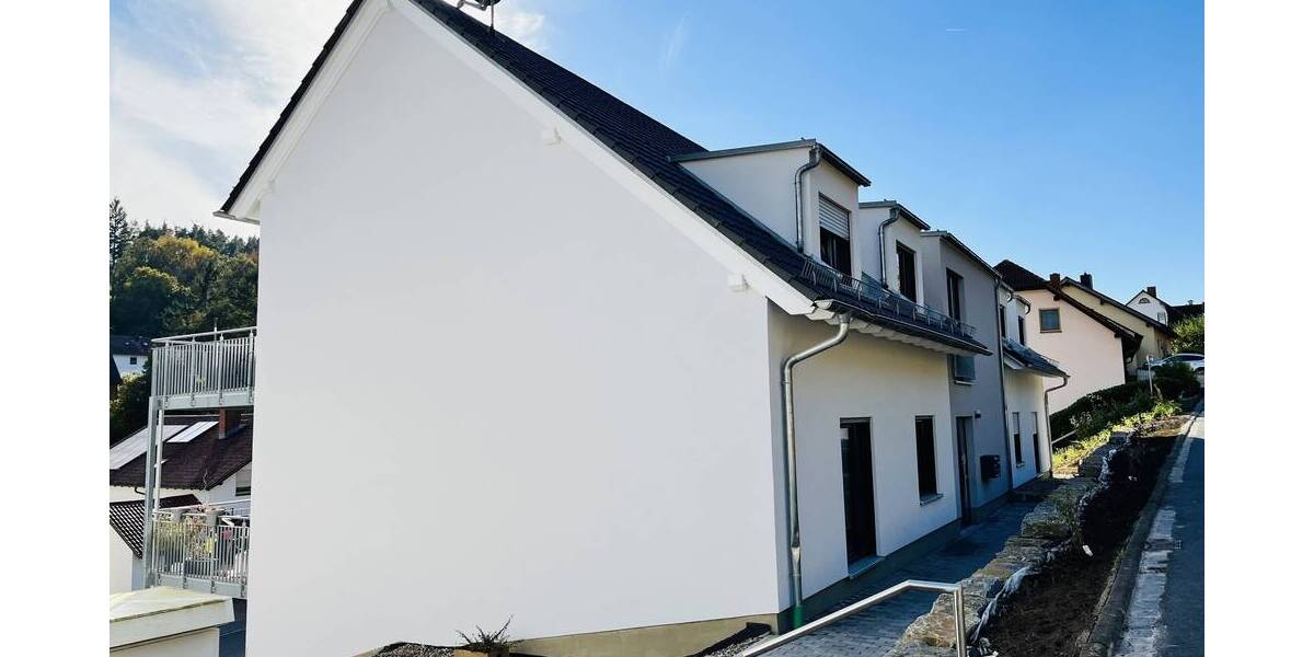 Garagen / Stellplätze Eltmann - 14.500&euro; | Angebot:26930393