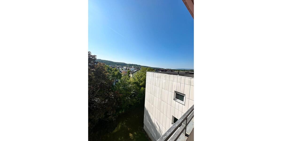 Etagenwohnung Forchheim - 4 Zimmer, 95 m&sup2;, 315.000&euro; | Angebot:26063150