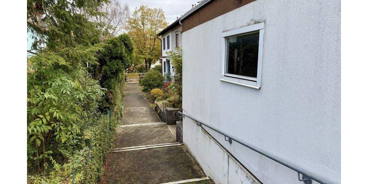 Reihenmittelhaus Stegaurach Debring - 5 Zimmer, 132 m&sup2;, 399.000&euro; | Angebot:25702969