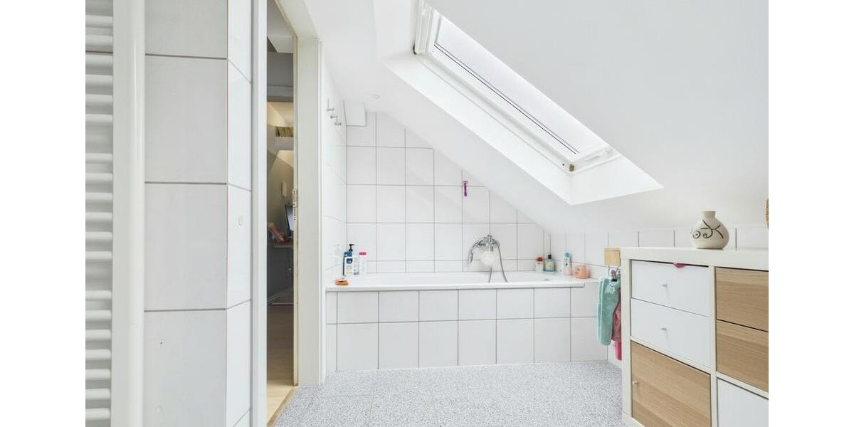 Dachgeschoßwohnung Kemmern - 4 Zimmer, 85 m&sup2;, 1.000&euro; | Angebot:26624590