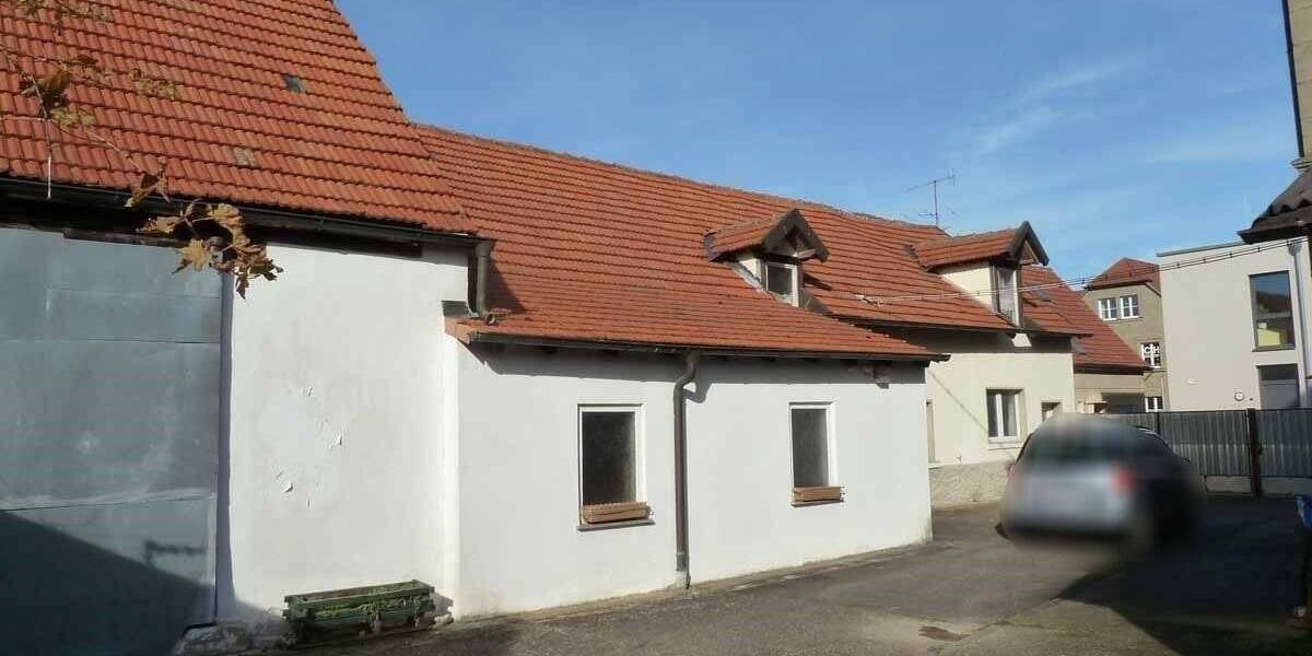 Mehrfamilienhaus, Wohnhaus Sand - 9 Zimmer, 275 m&sup2;, 275.000&euro; | Angebot:26930956