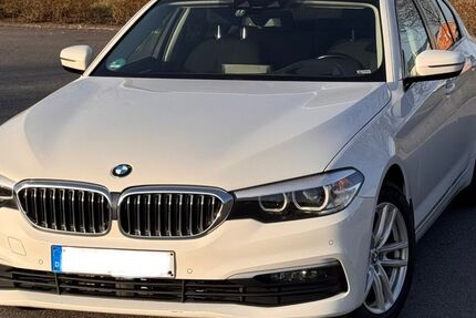 BMW 520 203.000 km 17.900 &euro; Sand 97522